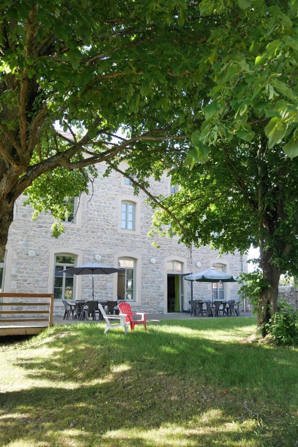 L'Auberge Du Campos Saint-Pierre-Duchamp Exteriér fotografie